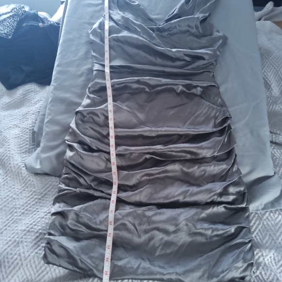 TAHARI Satin midi side gathered dress formal - Picture 6 of 7